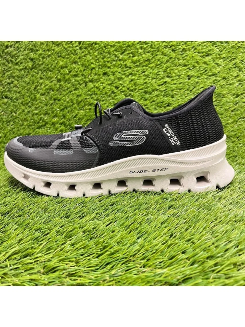 Skechers Glide Step Pro Mens Size 9 Black Athletic Slip On Shoes Sneakers